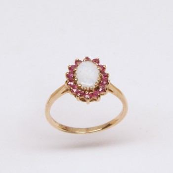 9ct Gold Opal/Ruby Ring